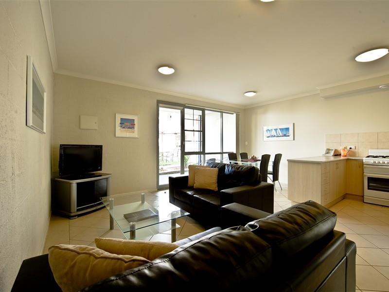 Moonlight Bay Apartments Рай Экстерьер фото