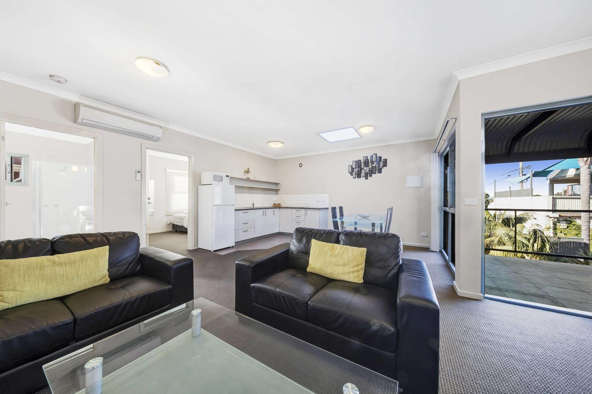 Moonlight Bay Apartments Рай Экстерьер фото