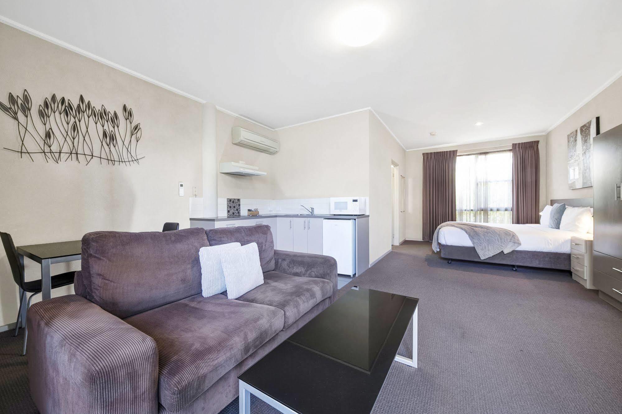 Moonlight Bay Apartments Рай Экстерьер фото